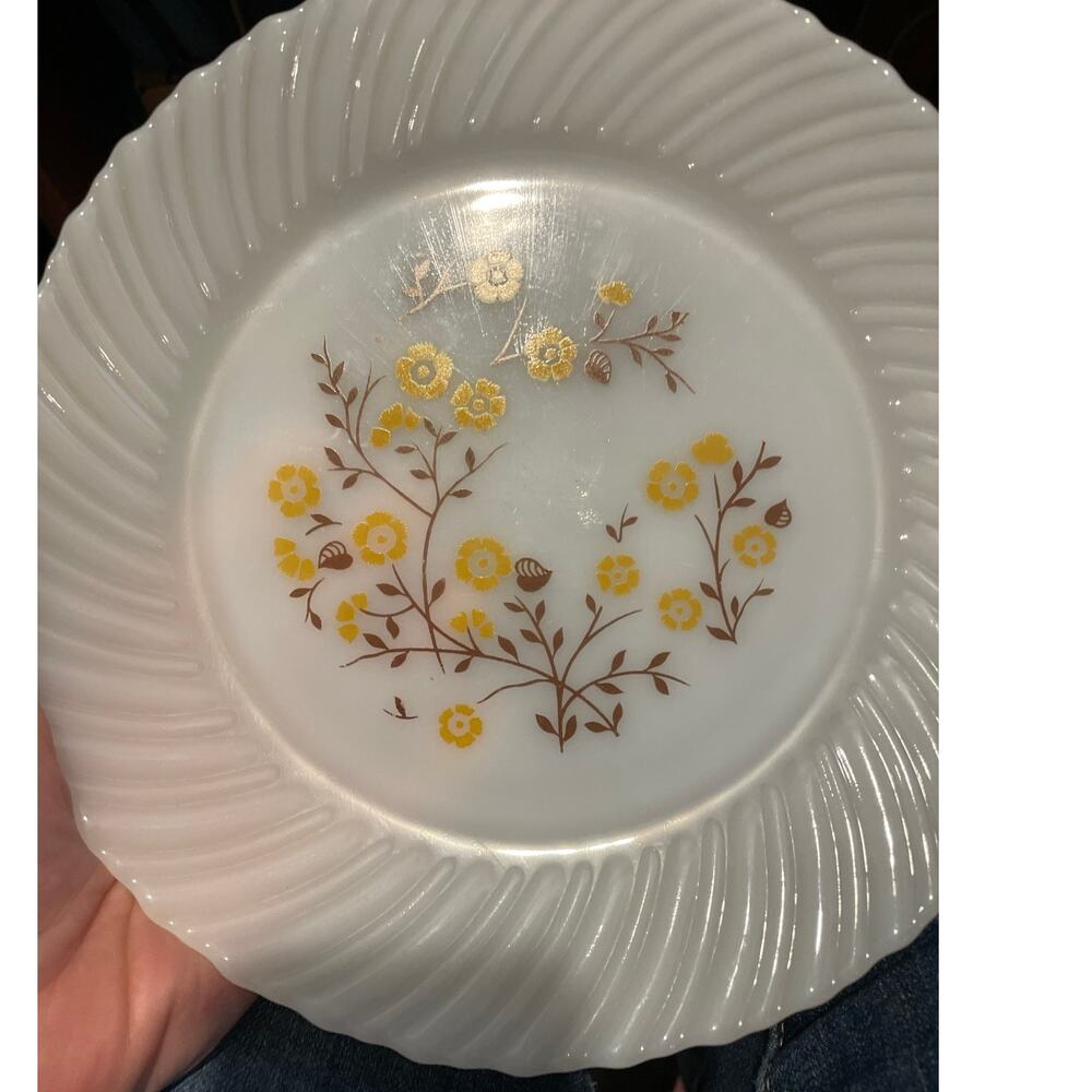VTG Termocrisa Mexican Milk Glass Floral Gold Brown 9 " Dinner Plate